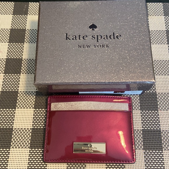 Kate Spade Kenzie Boxed Cardholder - Picture 1 of 2